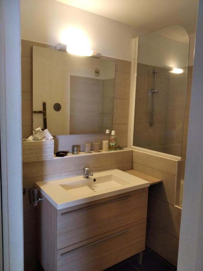 Bel Appartement Avec Terrasse Proche Des Plages Saint-Gilles-les Bains Εξωτερικό φωτογραφία
