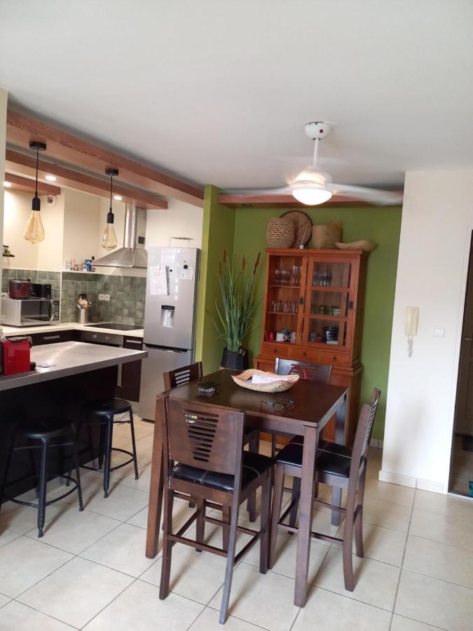 Bel Appartement Avec Terrasse Proche Des Plages Saint-Gilles-les Bains Εξωτερικό φωτογραφία